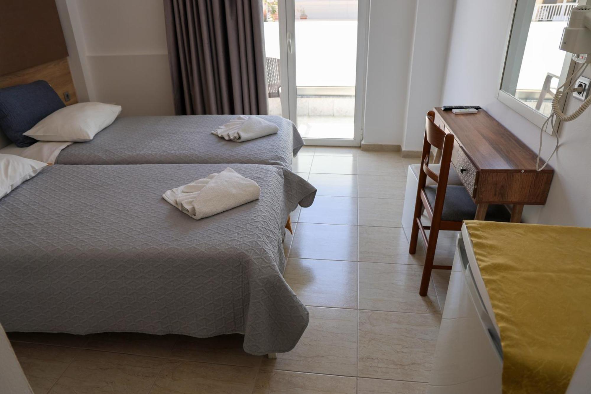 Marie Hotel คอสทาวน์ ภายนอก รูปภาพ